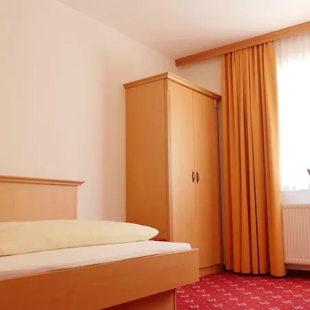 Zu Den Linden Hotel Aschheim