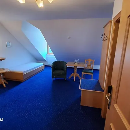 Hotel Zu Den Linden Aschheim